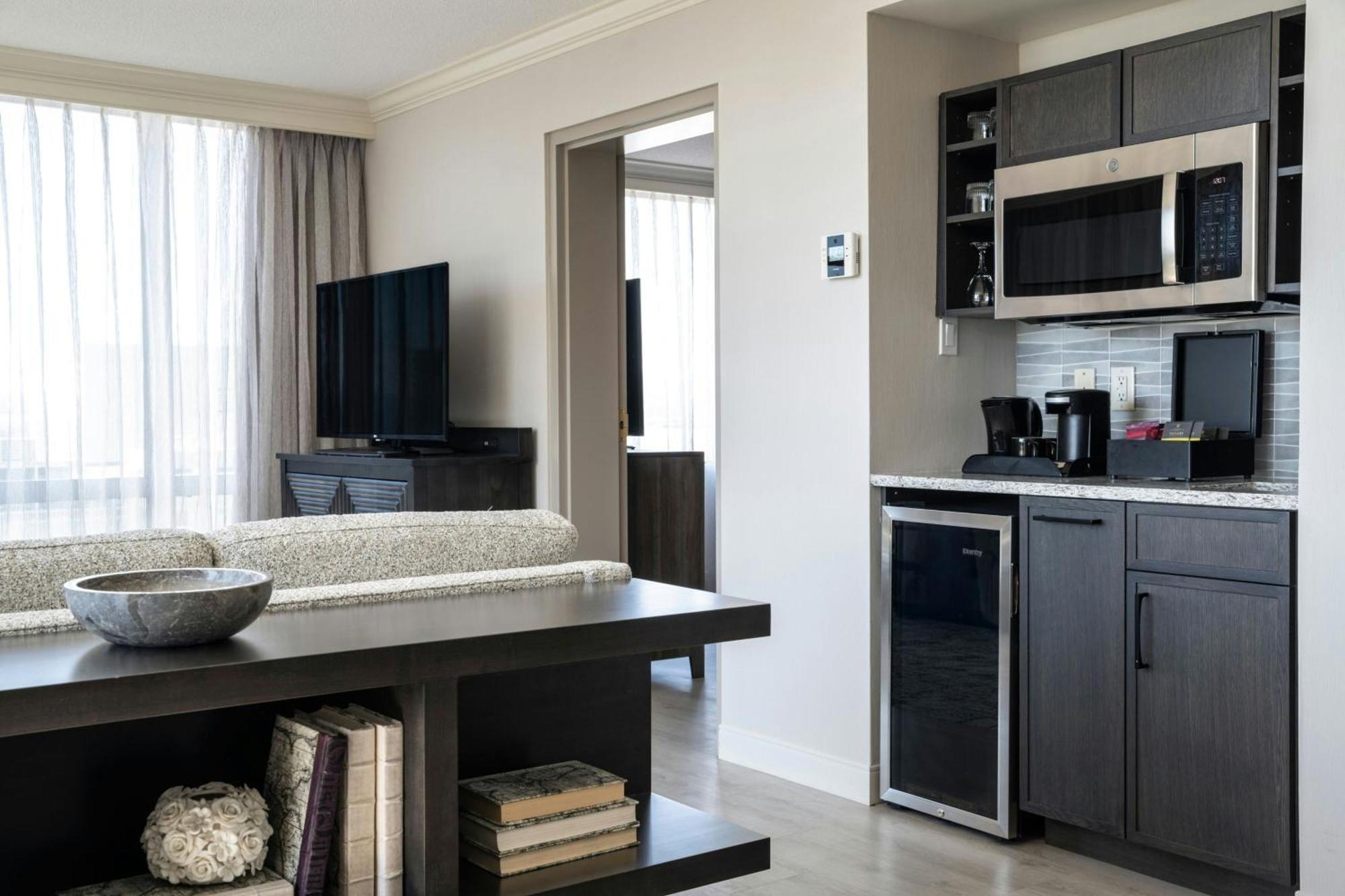 Victoria Marriott Inner Harbour Екстериор снимка